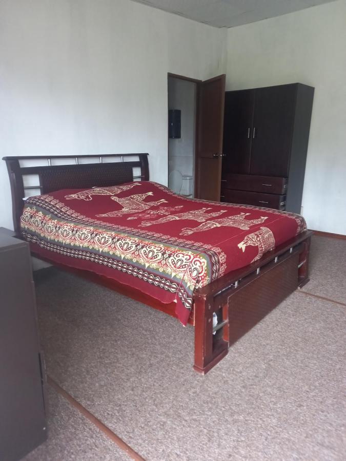 Montano Camping & Hostel Баньос Экстерьер фото