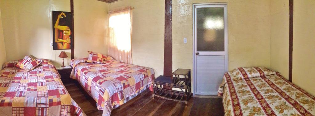 Montano Camping & Hostel Баньос Экстерьер фото