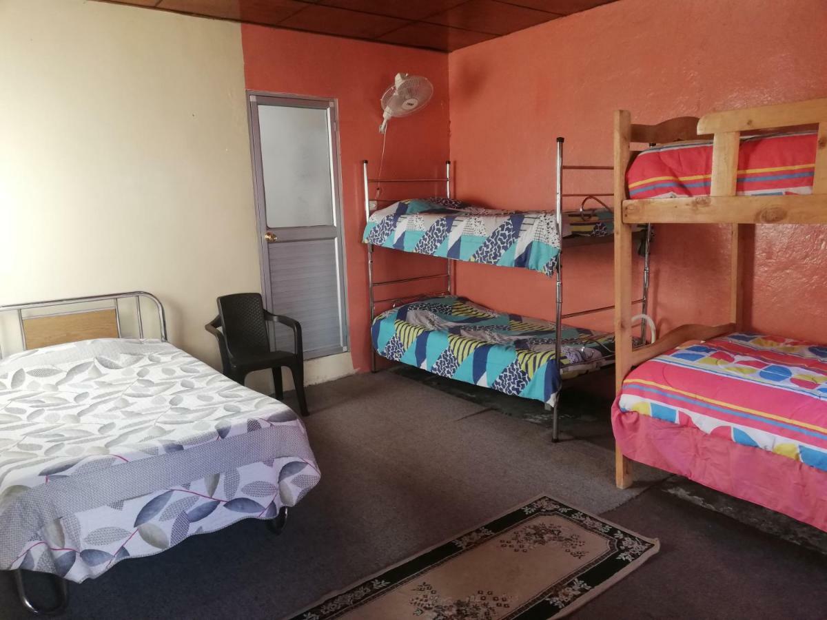 Montano Camping & Hostel Баньос Экстерьер фото
